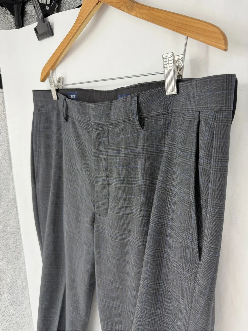 J.Crew Thompson Tapered Dress Pants in Black plaid AP879 36x32